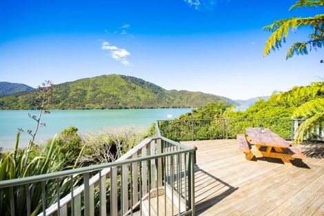 Photo of property in 16 Belvue Bay Road, Havelock, Picton, 7281