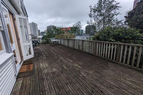 Photo of property in 221a The Terrace, Wellington Central, Wellington, 6011