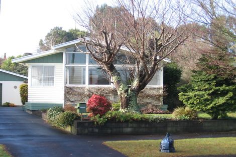 Photo of property in 13 Macmurdo Avenue, Glenview, Hamilton, 3206