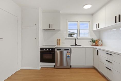 Photo of property in 38 Vardon Crescent, Shirley, Christchurch, 8061