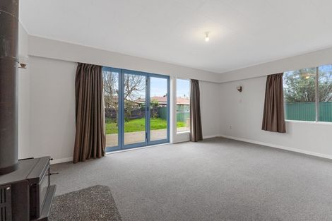 Photo of property in 13 Dittmer Street, Otaki, 5512