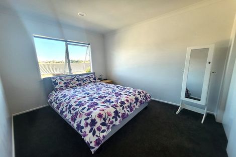 Photo of property in 1a Ridgeway Road, Pukekohe, 2120