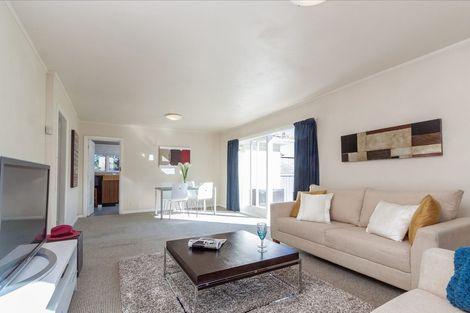 Photo of property in 7 Line Road, Glen Innes, Auckland, 1072