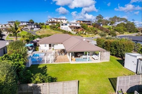 Photo of property in 56 Moir Point Road, Mangawhai Heads, Mangawhai, 0505