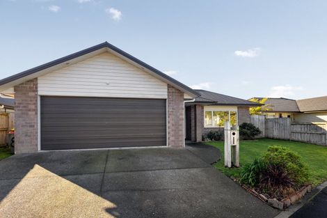 Photo of property in 8 Hatfield Way, Huntington, Hamilton, 3210