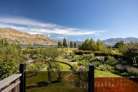 Photo of property in 270 Beacon Point Road, Wanaka, 9305