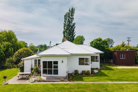 Photo of property in 124 Maytown Road, Waimate, 7978