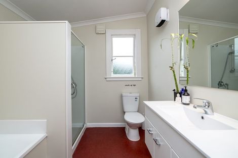 Photo of property in 12 Malcolm Street, Martinborough, 5711