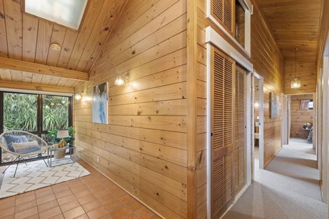 Photo of property in 2 Flaxmere Street, Waikanae Beach, Waikanae, 5036