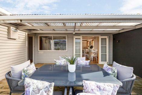 Photo of property in 10 Portal Crescent, Beerescourt, Hamilton, 3200