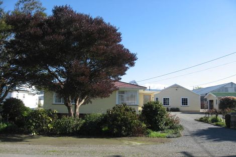 Photo of property in 174 East Street, Greytown, 5712