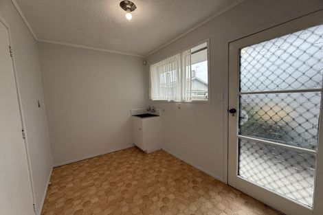 Photo of property in 4/37 Wallace Road, Papatoetoe, Auckland, 2025