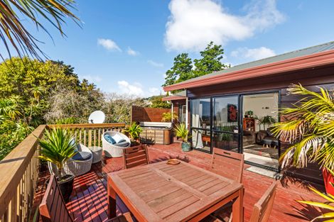 Photo of property in 9 Dobell Road, Stanmore Bay, Whangaparaoa, 0932