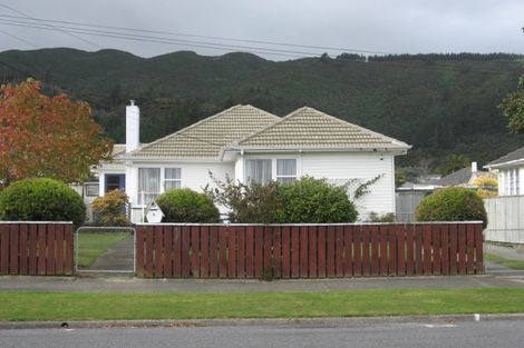 Photo of property in 4 Rimu Street, Naenae, Lower Hutt, 5011