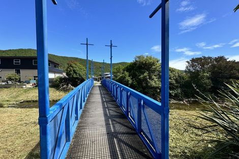 Photo of property in 7 Nautique Place, Waikawa, Picton, 7220