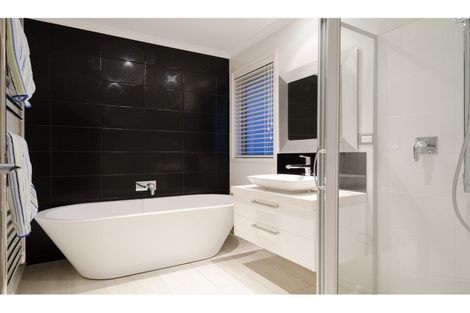 Photo of property in 55 Riverhead Road, Kumeu, 0810