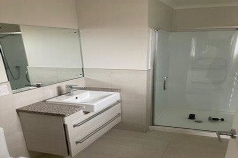 Photo of property in 21 Anselmi Ridge Road, Pukekohe, 2120