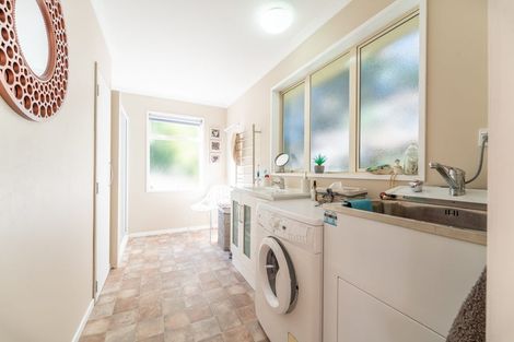 Photo of property in 83 Cosy Dell Road, Herbert, 9495