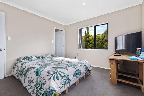 Photo of property in 63a Redoubt Road, Goodwood Heights, Auckland, 2105