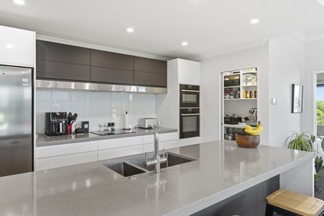 Photo of property in 19 Taranui Way, Paraparaumu Beach, Paraparaumu, 5032