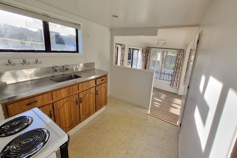 Photo of property in 55a Totara Road, Te Atatu Peninsula, Auckland, 0610