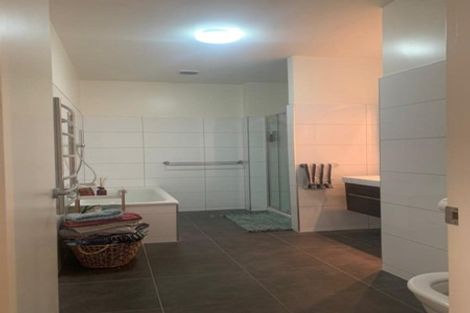 Photo of property in 5/25 Home Street, Mount Victoria, Wellington, 6011