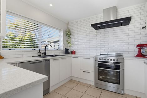 Photo of property in 9 Dalton Drive, Papamoa Beach, Papamoa, 3118