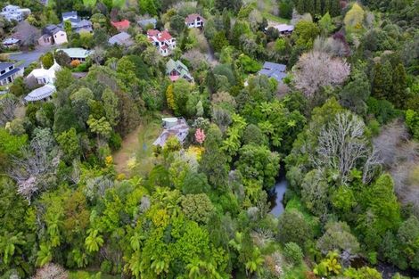 Photo of property in 22c Sequoia Grove, Merrilands, New Plymouth, 4312