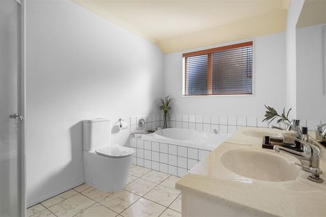 Photo of property in 6 Glencullen Drive, Casebrook, Christchurch, 8051