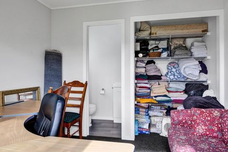 Photo of property in 6 Kamahi Avenue, Hawera, 4610