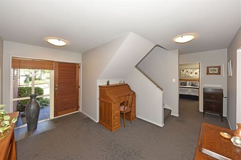 Photo of property in 11 Thornwood Place, Redwood, Christchurch, 8051