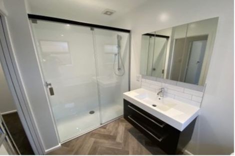 Photo of property in 2/57a Glandovey Road, Fendalton, Christchurch, 8052