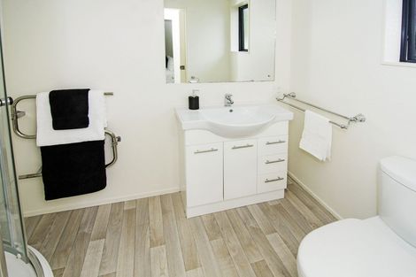 Photo of property in 85a Oxford Street, Lansdowne, Masterton, 5810