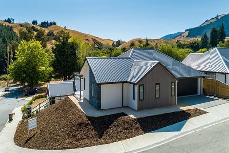 Photo of property in 15 Village Lane, Stoke, Nelson, 7011