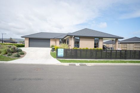 Photo of property in 1 Middleton Way, Ashhurst, 4810