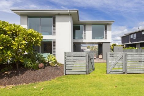 Photo of property in 13 Patiki Place, Omaha, 0986