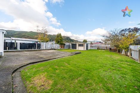 Photo of property in 5 Bythell Street, Wainuiomata, Lower Hutt, 5014