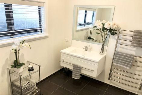 Photo of property in 77 Wai-iti Terrace, Bryndwr, Christchurch, 8052