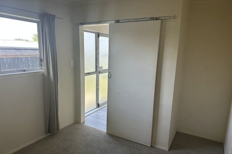 Photo of property in 1/29 Mon Desir Place, Manurewa, Auckland, 2102
