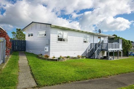 Photo of property in 4 Morning View, Titahi Bay, Porirua, 5022