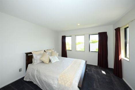 Photo of property in 19 Pewter Place, Northwood, Christchurch, 8051