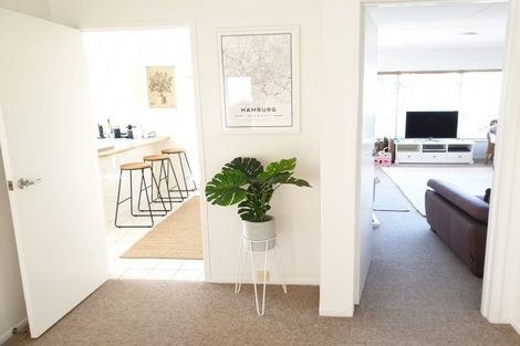 Photo of property in 1/11 Campbell Road, Takapuna, Auckland, 0622