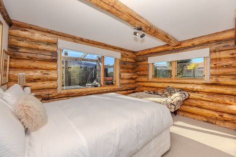 Photo of property in 21 Mount Iron Drive, Wanaka, 9305