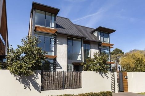 Photo of property in 2/2a Dorset Street, Christchurch Central, Christchurch, 8013