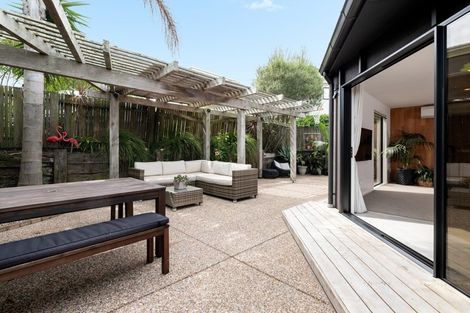 Photo of property in 125b Oceanbeach Road, Mount Maunganui, 3116