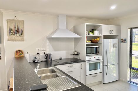 Photo of property in Rosehill Lifestyle Village, 17/182 Gleneagles Drive, Te Awamutu, 3800