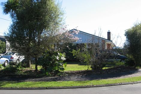 Photo of property in 3 Burwood Place, Silverdale, Hamilton, 3216