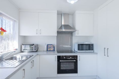 Photo of property in 1/11 Lichfield Street, Stoke, Nelson, 7011