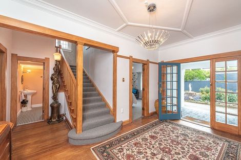 Photo of property in 12 Parsons Street, Saint Johns Hill, Whanganui, 4501