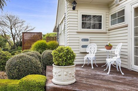 Photo of property in 5171b Mountain Road, Eltham, 4398